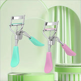 Rizador de pestañas. Enchinador de pestañas.