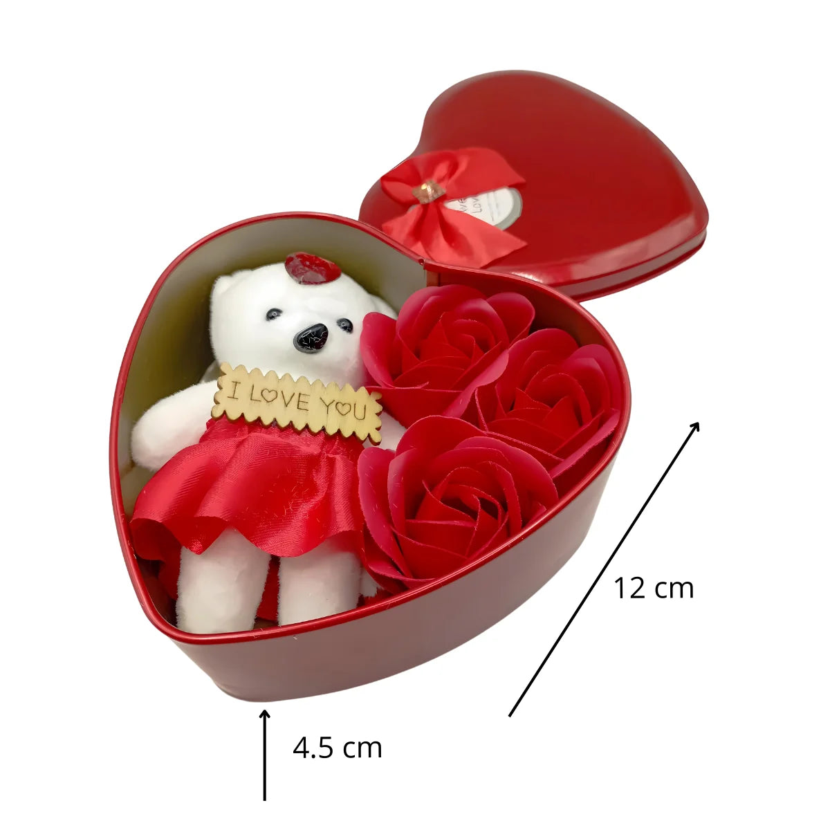 Caja de corazón con flores de jabón y oso de peluche dentro. Ideal para regalo.